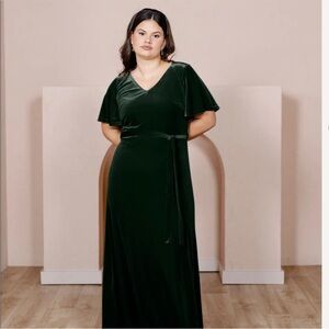 Reese Velvet Dress in 614 Emerald by Revelry, size XS - missing belt